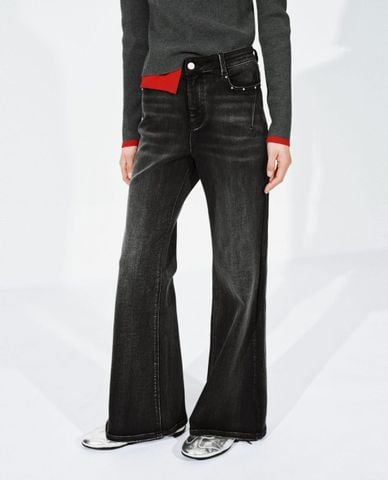  URBAN REVIVO - Quần jeans nữ ống loe wash bạc 