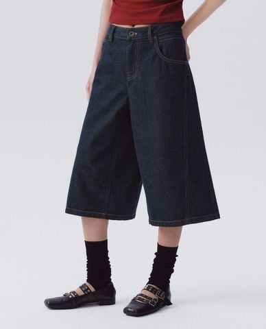  URBAN REVIVO - Quần jeans lửng nữ ống rộng 