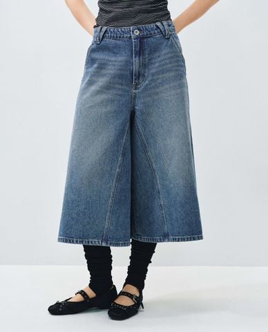  URBAN REVIVO - Quần jeans nữ ống rộng cạp cao dáng lửng 