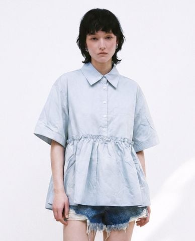  URBAN REVIVO - Áo kiểu nữ tay ngắn dáng xòe nhún eo 