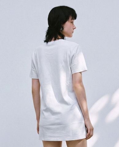  URBAN REVIVO - Đầm mini cổ tròn đính nơ phom suông 