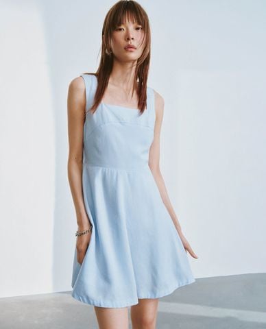  URBAN REVIVO - Đầm sát nách mini cổ vuông cut out 