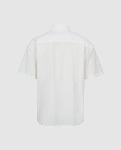  URBAN REVIVO - Áo sơ mi nam tay ngắn in họa tiết 