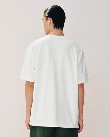  URBAN REVIVO - Áo thun nam cổ tròn tay ngắn phối túi 