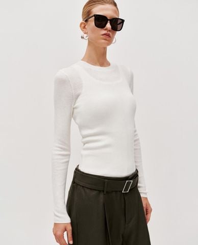  URBAN REVIVO - Áo dệt kim nữ cổ tròn tay dài phom ôm 