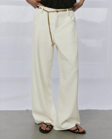  URBAN REVIVO - Quần jeans nữ ống rộng phối xích kim loại 