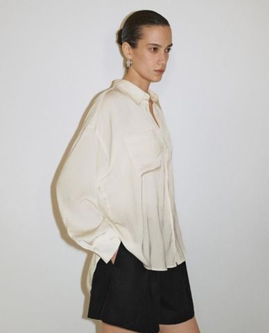  URBAN REVIVO - Áo sơ mi nữ cổ bẻ tay dài thanh lịch 