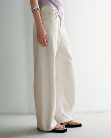  URBAN REVIVO - Quần jeans nữ ống rộng hiện đại 