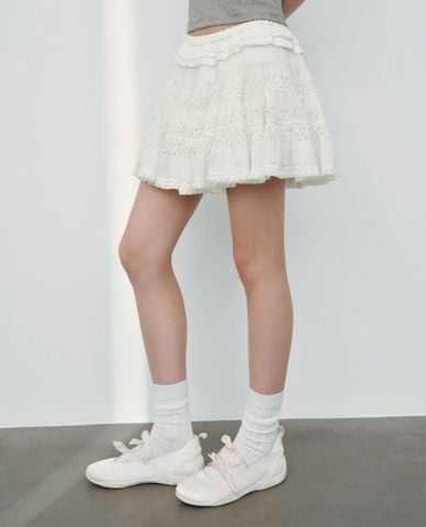  URBAN REVIVO - Chân váy xếp tầng mini phối ren 