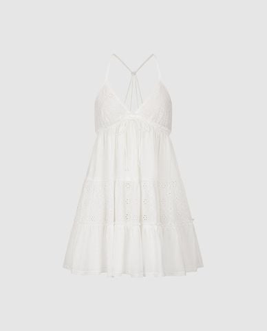  URBAN REVIVO - Đầm hai dây mini thắt nơ thêu hoa nổi 