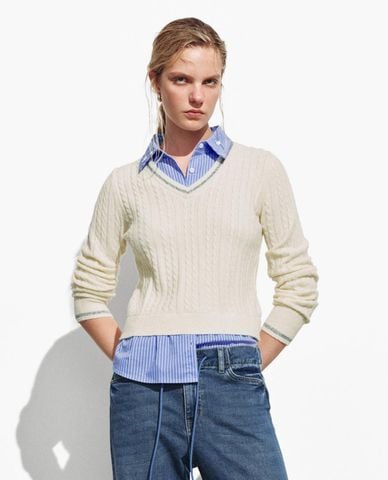  URBAN REVIVO - Áo sweater nữ cổ sơ mi tay dài kẻ sọc 