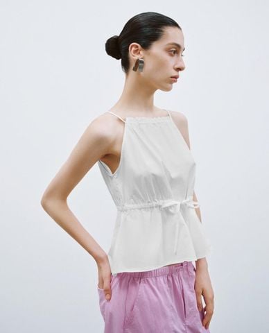  URBAN REVIVO - Áo hai dây nữ bản mảnh chiết eo 