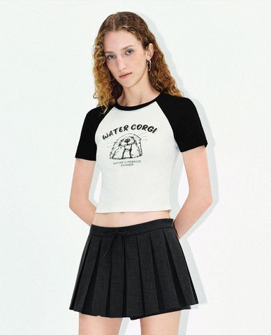  URBAN REVIVO - Áo croptop nữ cổ tròn tay ngắn trẻ trung 