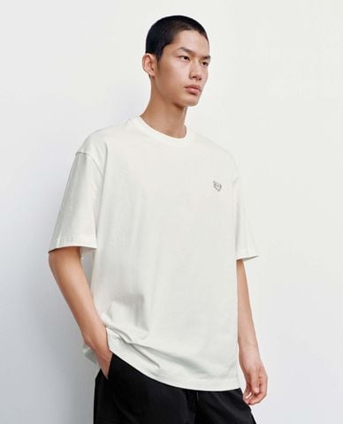  URBAN REVIVO - Áo thun nam cổ tròn tay ngắn in hình 