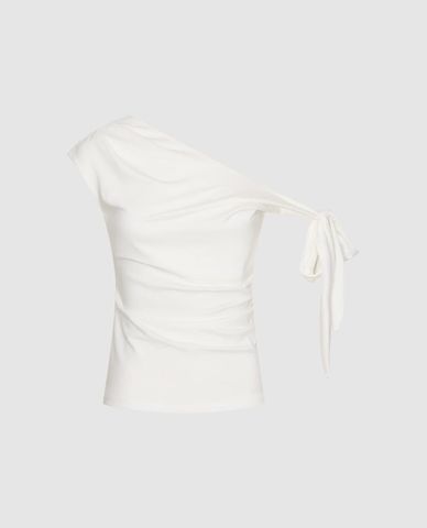  URBAN REVIVO - Áo kiểu nữ lệch vai phom ôm phối nơ 