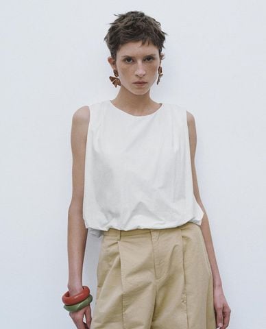  URBAN REVIVO - Áo sát nách nữ cổ tròn phom trái bí 