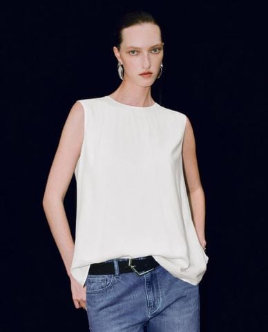  URBAN REVIVO - Áo sát nách nữ cổ tròn phom suông 