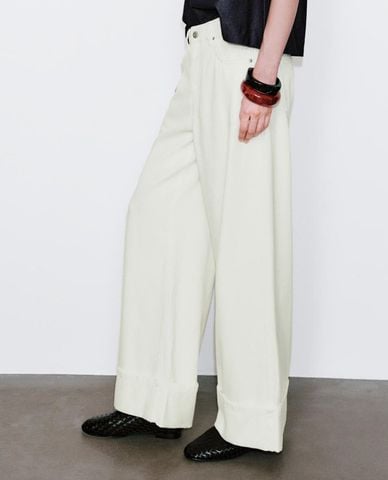  URBAN REVIVO - Quần jeans nữ ống rộng xắn gấu 