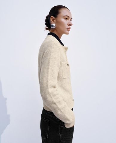  URBAN REVIVO - Áo khoác cardigan nữ đính nút kim loại 