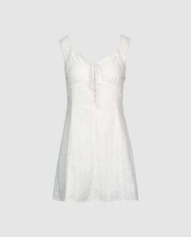  URBAN REVIVO - Đầm hai dây mini cổ tim phối nơ 