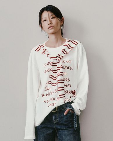  URBAN REVIVO - Áo thun nữ cổ tròn tay dài phối khăn choàng 