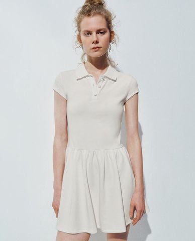  URBAN REVIVO - Đầm polo mini tay ngắn dáng xòe 