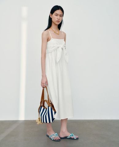  URBAN REVIVO - Đầm hai dây midi phom chữ A phối nơ 