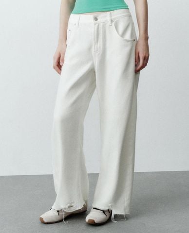  URBAN REVIVO - Quần jeans nữ ống rộng tua rua 