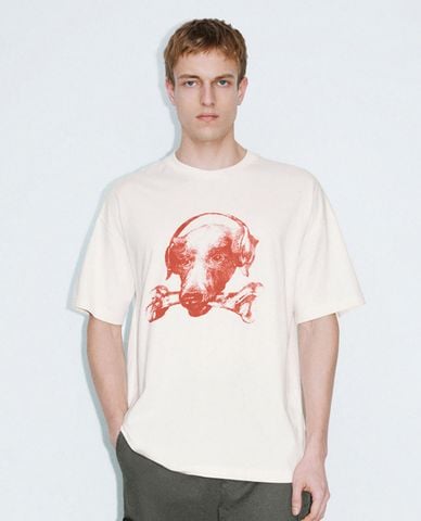  URBAN REVIVO - Áo thun nam cổ tròn tay ngắn in họa tiết 