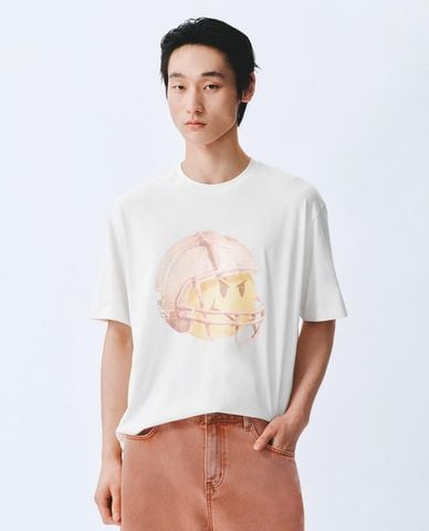  URBAN REVIVO - Áo thun nam cổ tròn tay ngắn in hình 