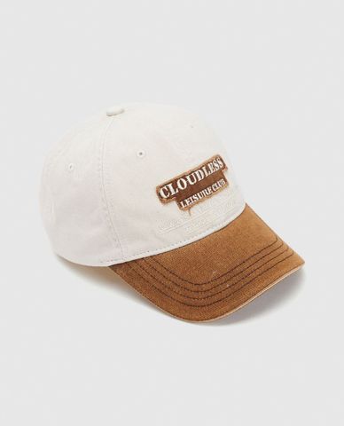  URBAN REVIVO - Nón bóng chày unisex thêu chữ hiện đại 