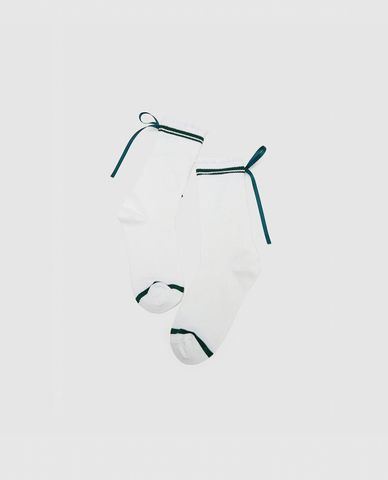  URBAN REVIVO - Vớ nữ cổ cao Bow Décor 