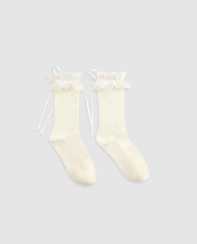  URBAN REVIVO - Vớ nữ cổ cao viền ren 