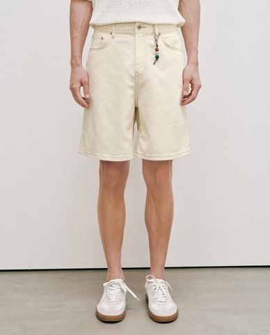  URBAN REVIVO - Quần short jeans nam phối móc khóa 