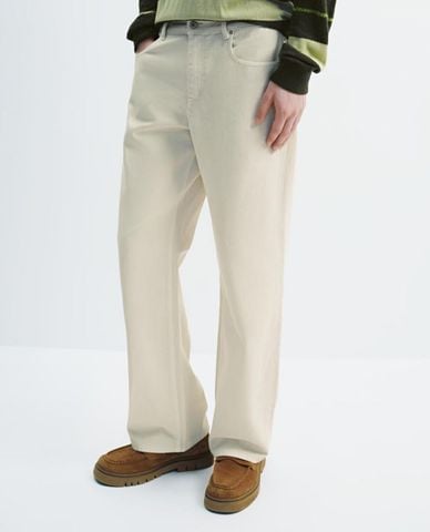 URBAN REVIVO - Quần jeans nam ống đứng hiện đại 