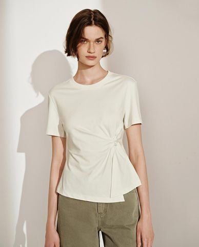  URBAN REVIVO - Áo kiểu nữ cổ tròn tay ngắn xoắn eo 