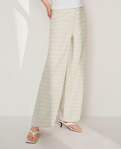  URBAN REVIVO - Quần jeans nữ ống rộng thanh lịch 