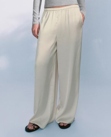  URBAN REVIVO - Quần nữ ống rộng lưng thun 