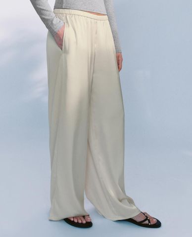  URBAN REVIVO - Quần nữ ống rộng lưng thun 