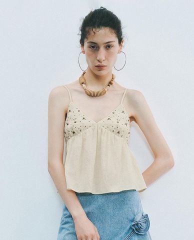  URBAN REVIVO - Áo hai dây nữ dáng babydoll thời trang 