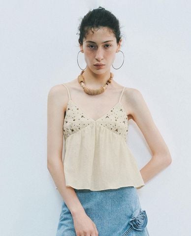  URBAN REVIVO - Áo hai dây nữ dáng babydoll thời trang 