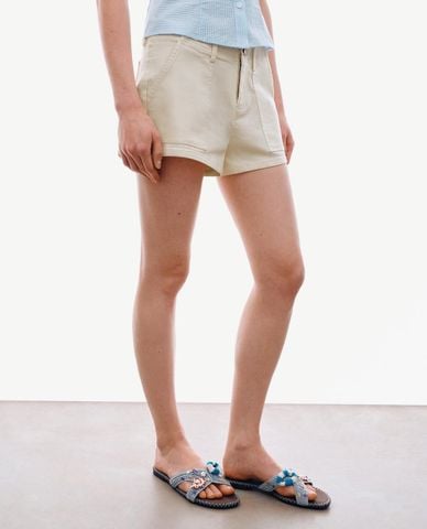  URBAN REVIVO - Quần short ngắn nữ phối túi hộp 