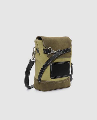  URBAN REVIVO - Túi đeo chéo nam phom chữ nhật 