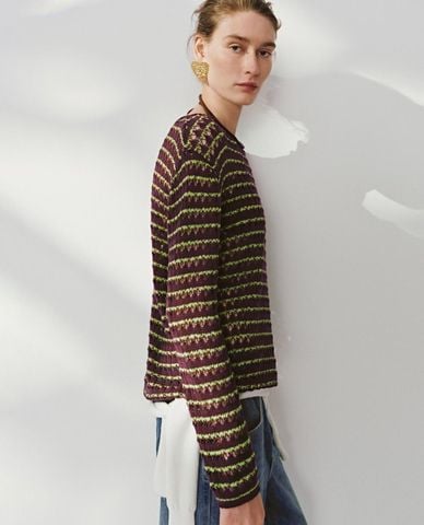  URBAN REVIVO - Áo dệt kim nữ cổ tròn tay dài sọc ngang 