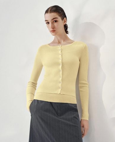  URBAN REVIVO - Áo dệt kim nữ cổ tròn tay dài phom ôm 