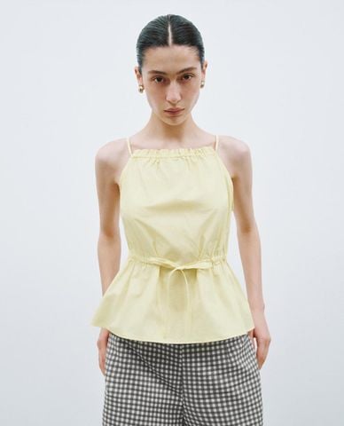  URBAN REVIVO - Áo hai dây nữ bản mảnh chiết eo 