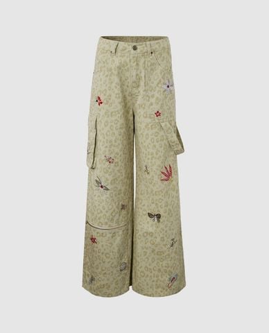  URBAN REVIVO - Quần nữ ống rộng họa tiết thêu hoa 