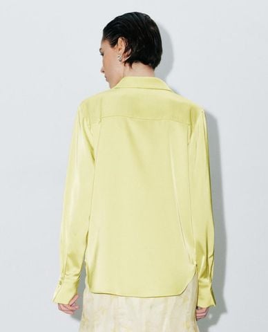  URBAN REVIVO - Áo sơ mi nữ cổ bẻ tay dài thanh lịch 