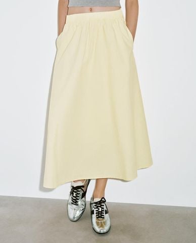  URBAN REVIVO - Chân váy chữ A midi lưng thun 