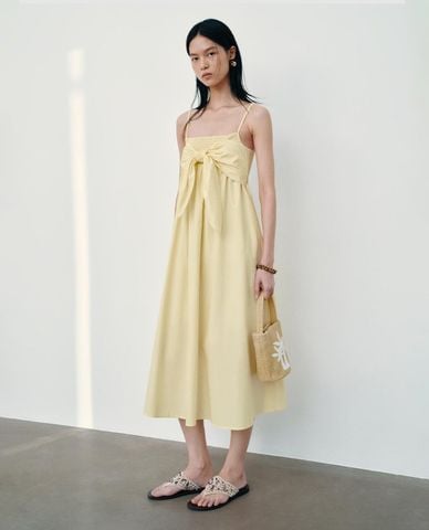  URBAN REVIVO - Đầm hai dây midi phom chữ A phối nơ 